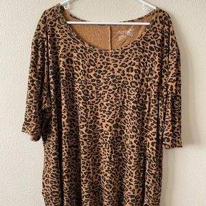 Leopard print top